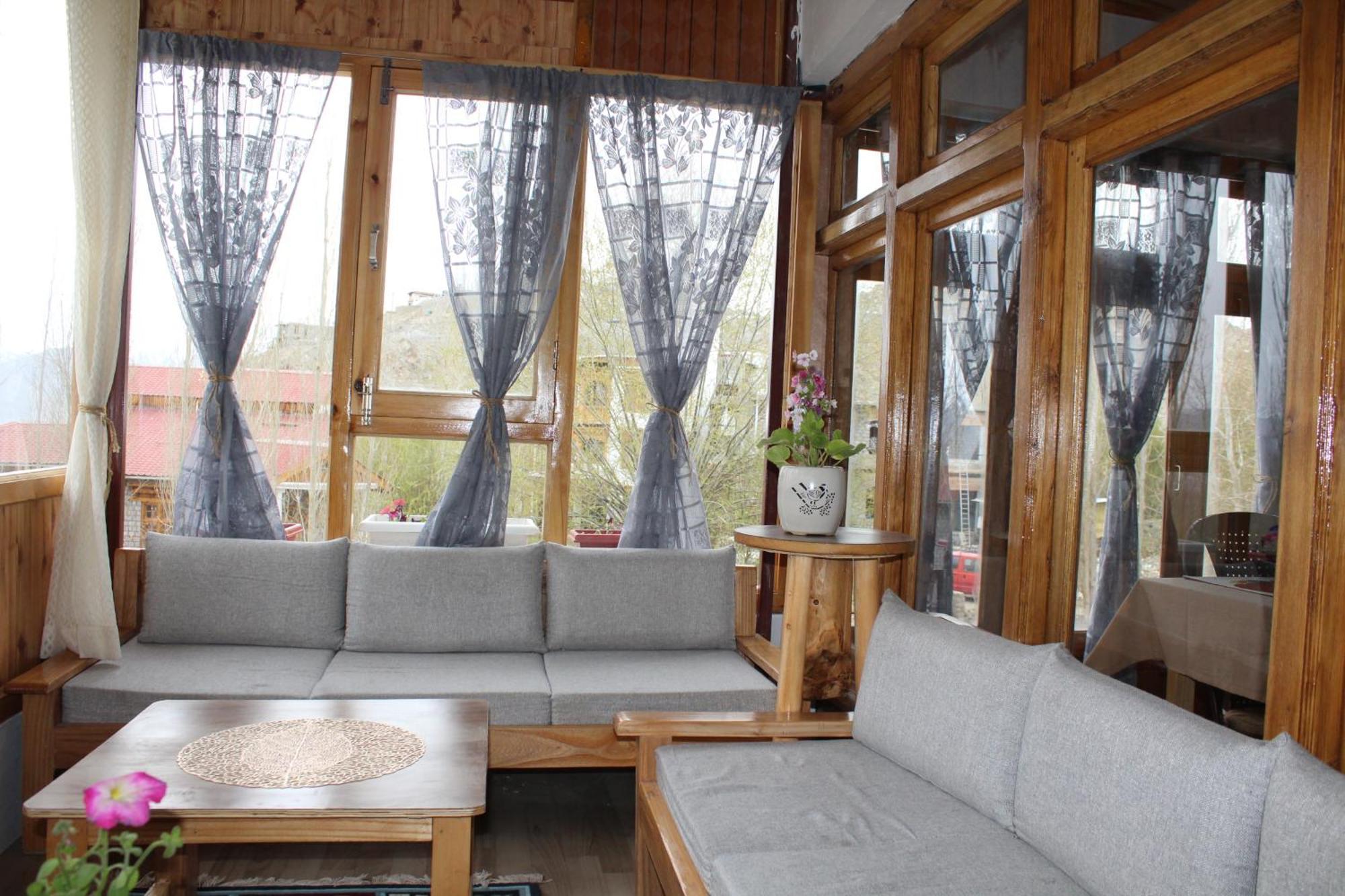 Karma Lodge Leh Extérieur photo